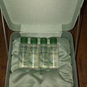 Simple eye makeup remover